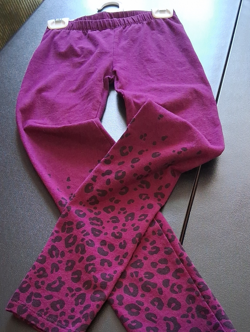 GAP Purple Leggings with Black Leopard Print Size M8
